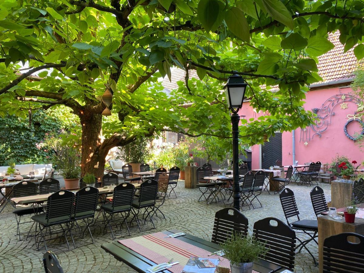 Gasthof Zum Storch Prichsenstadt Bagian luar foto