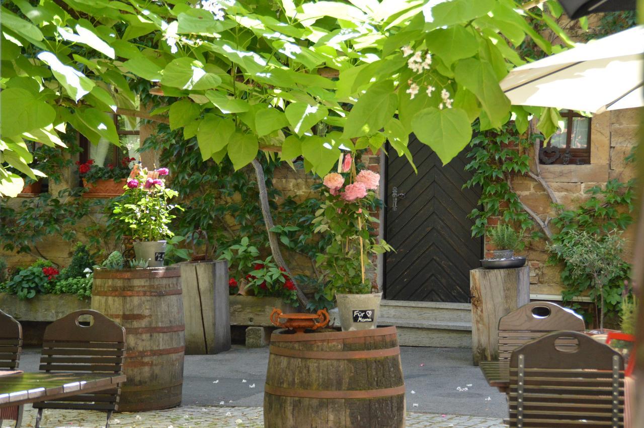 Gasthof Zum Storch Prichsenstadt Bagian luar foto