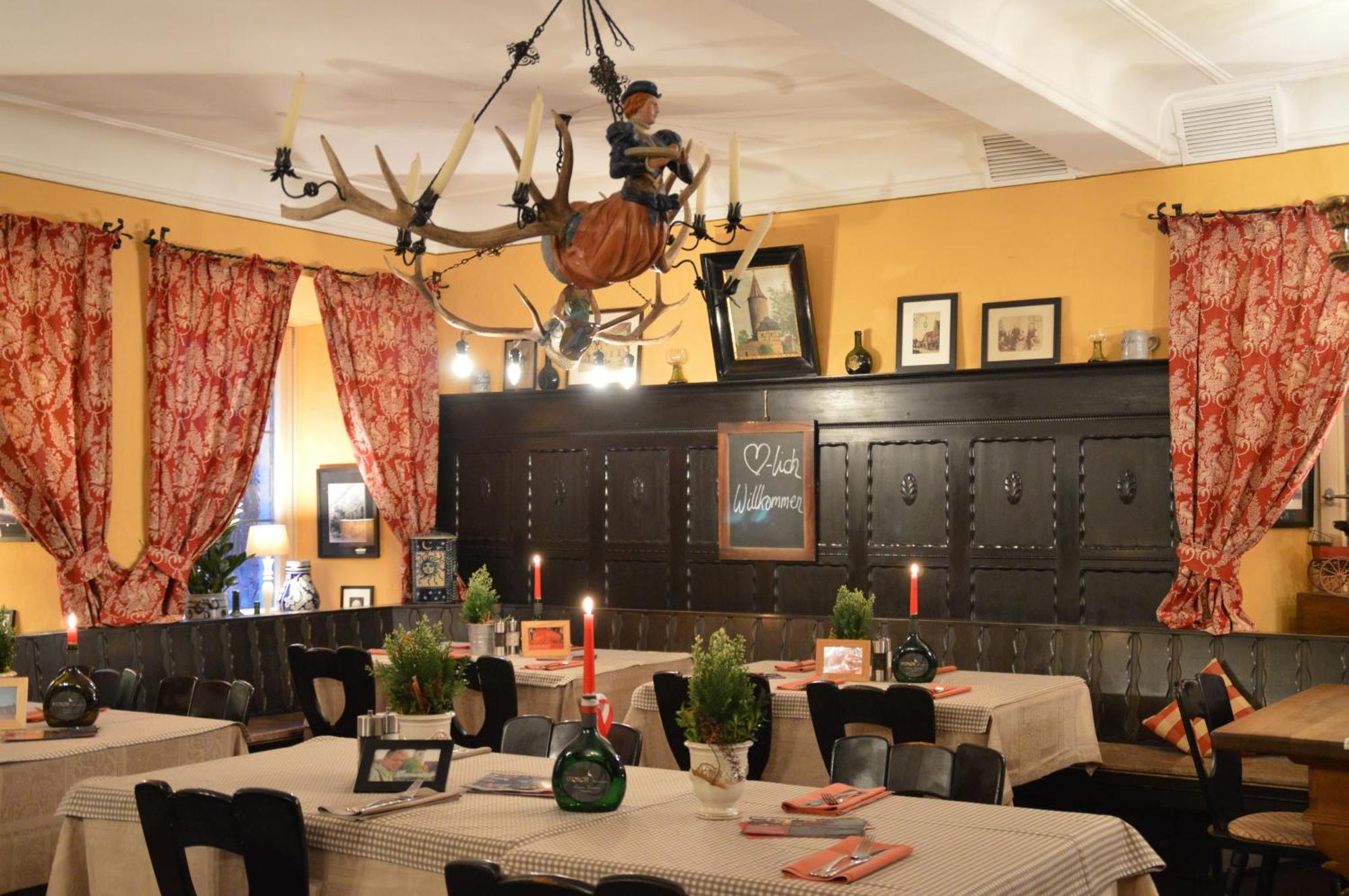 Gasthof Zum Storch Prichsenstadt Bagian luar foto