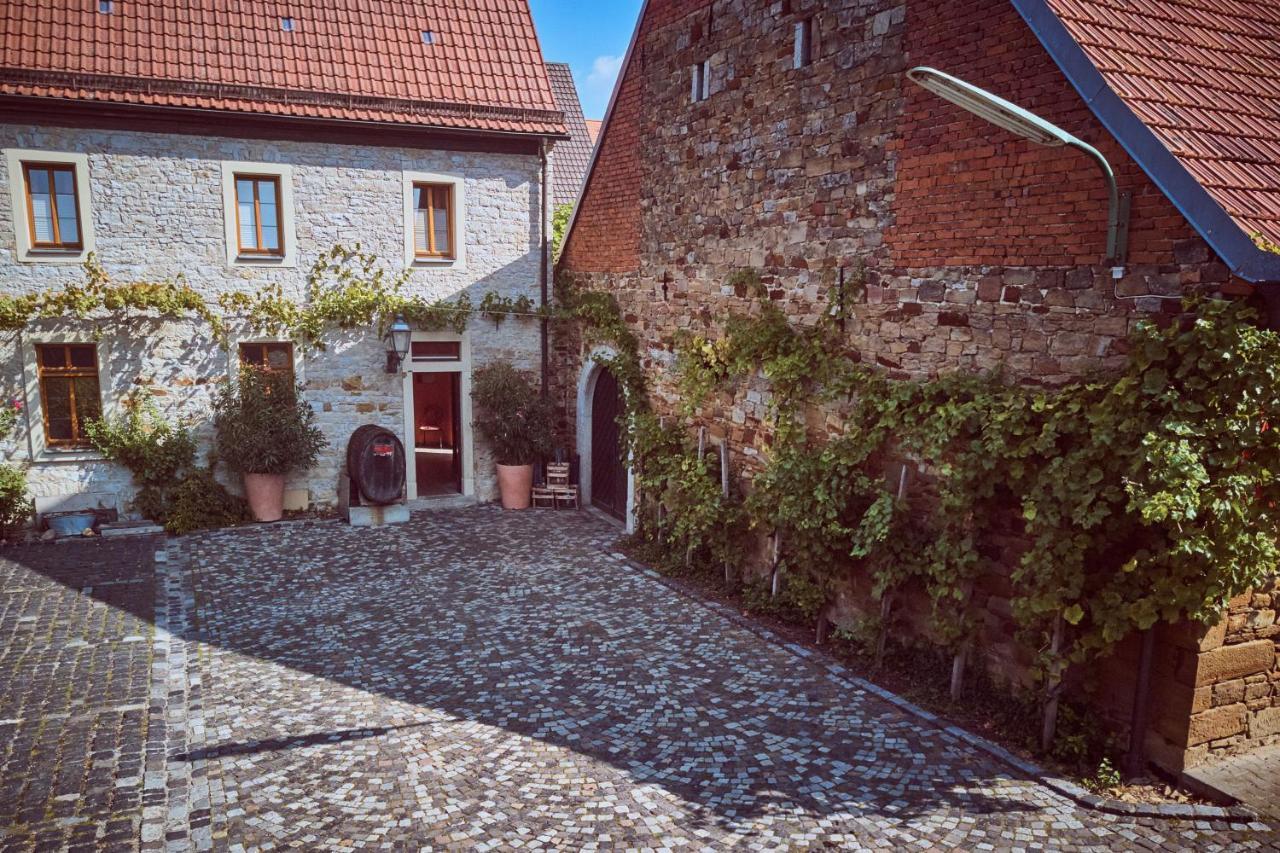 Gasthof Zum Storch Prichsenstadt Bagian luar foto